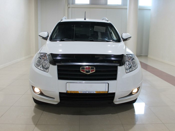 Geely Emgrand x7 белый