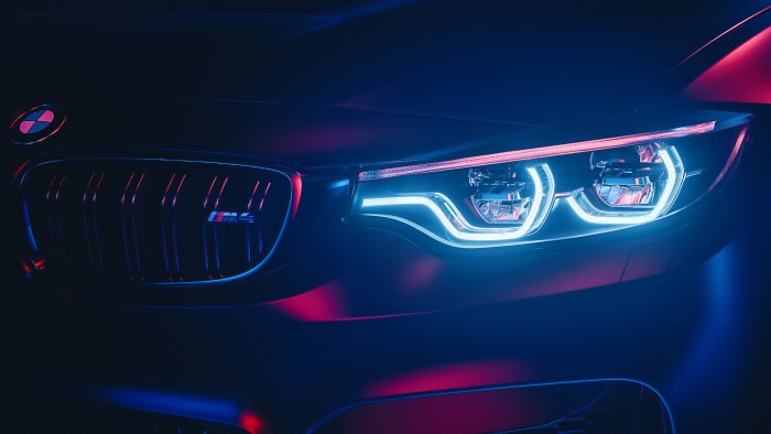 BMW m5 неон