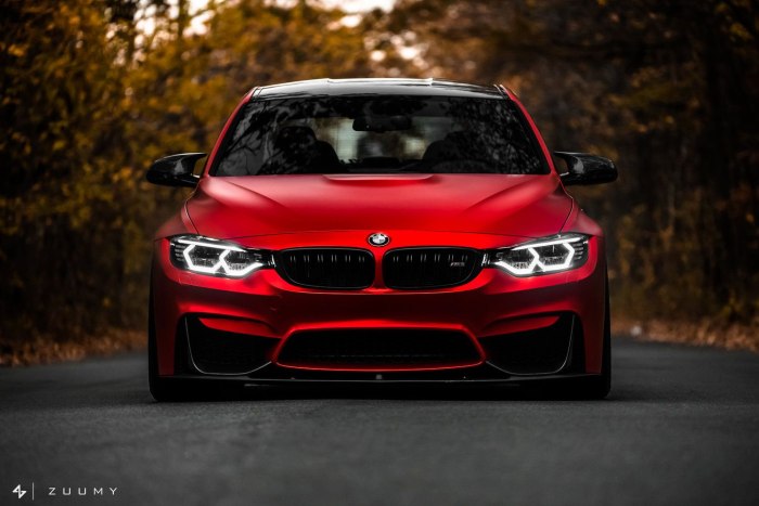 BMW m4 красная