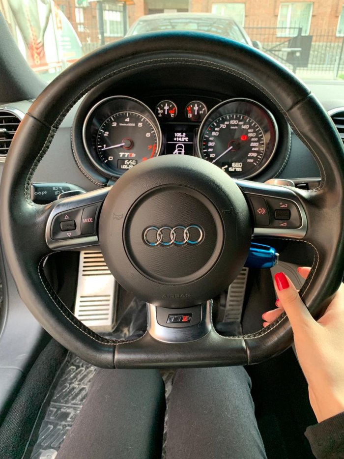 Audi TT 8s руль