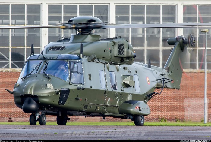 Nh90 TTH (Tactical transport Helicopter)