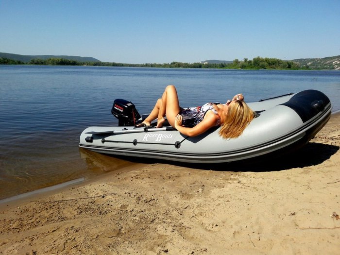 Riverboats 400 Rib