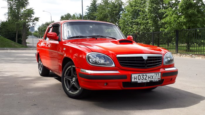 ГАЗ 31105 Волга красная