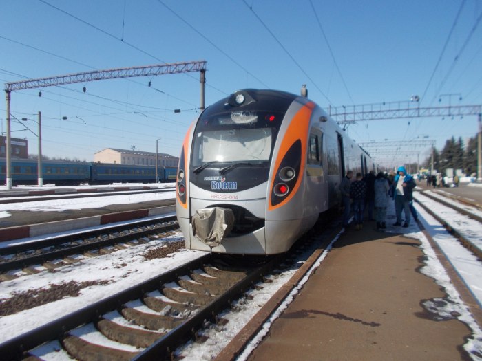 Hyundai Rotem поезд