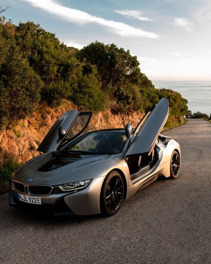 BMW i8
