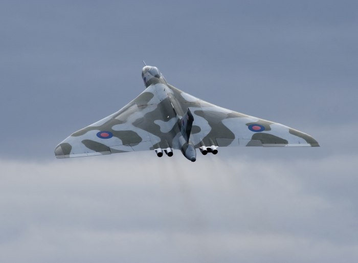 Стратегический бомбардировщик Avro Vulcan