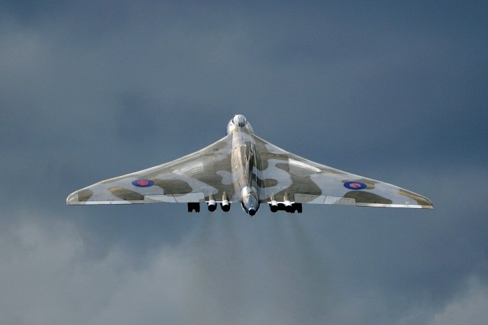 Avro Vulcan xh558