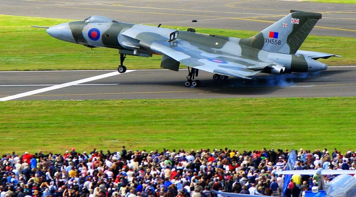 Avro Vulcan xh558