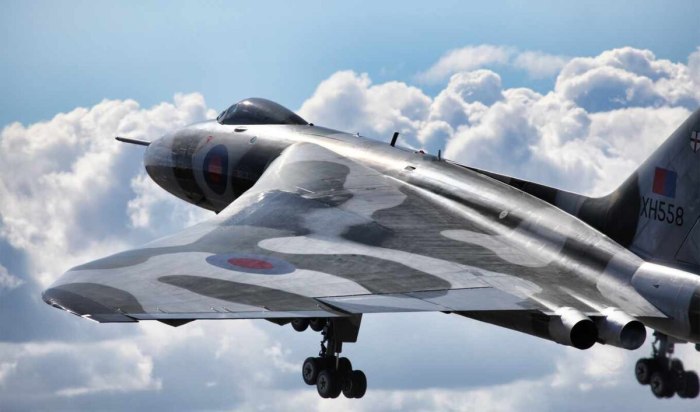 Avro Vulcan xh558
