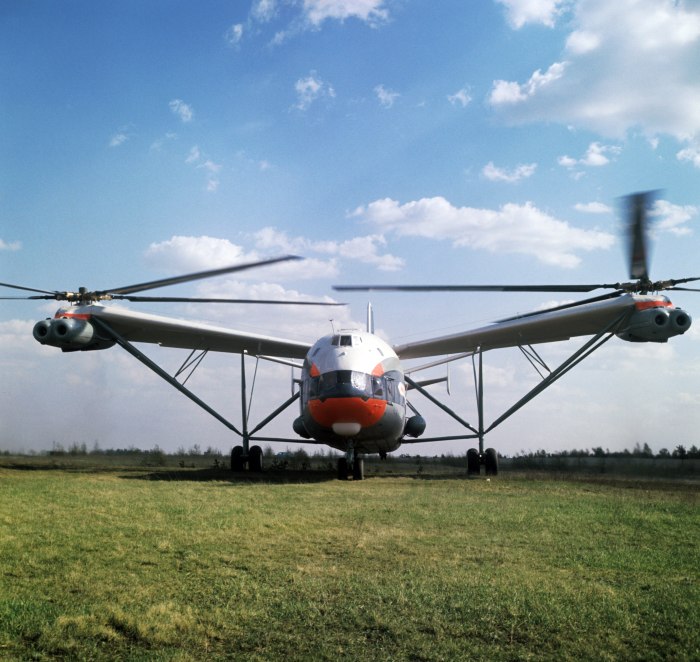 Двухвинтовой вертолёт ми-12