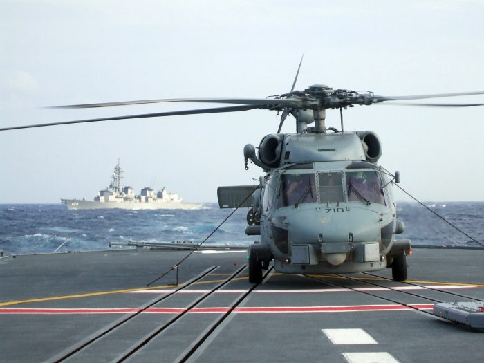 Вертолет sh-60f "Ocean Hawk"