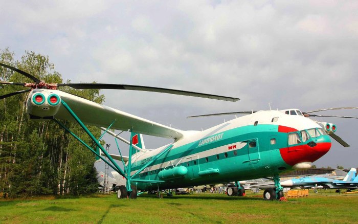 Вертолет б-12