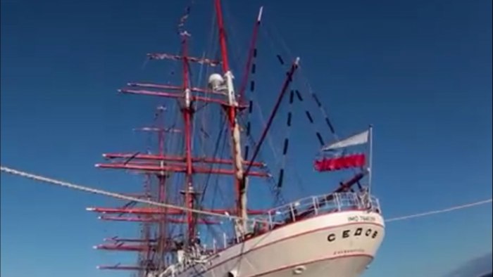 Парусник в Питере
