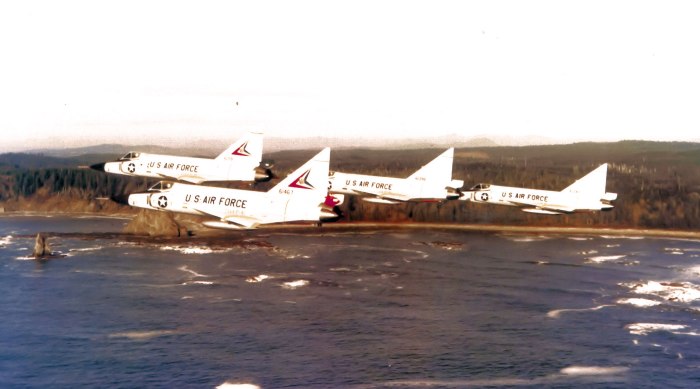 Convair f-102