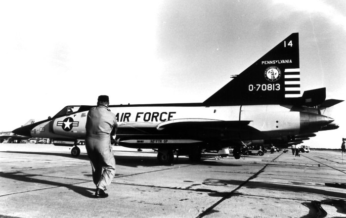 Convair f-102