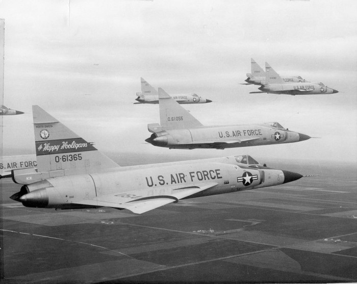 Convair f-102 Delta Dagger