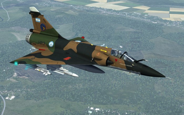 Мираж-2000 самолет