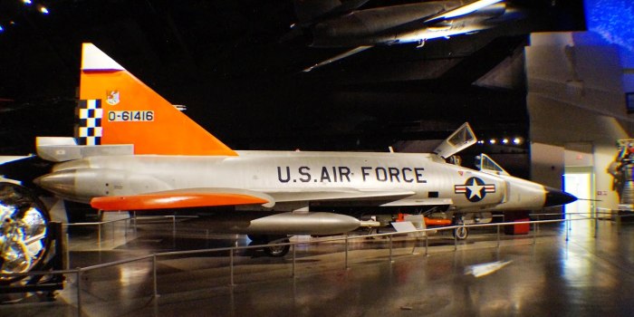 Convair f-106