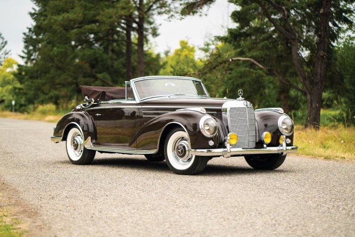 Mercedes-Benz 300s Cabriolet