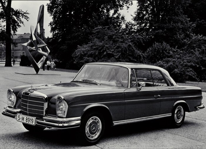 Mercedes Benz w111 Coupe