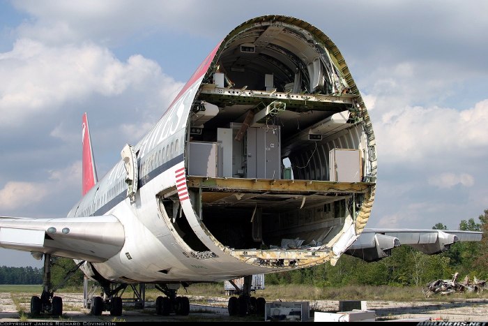 Крыло Боинг 747