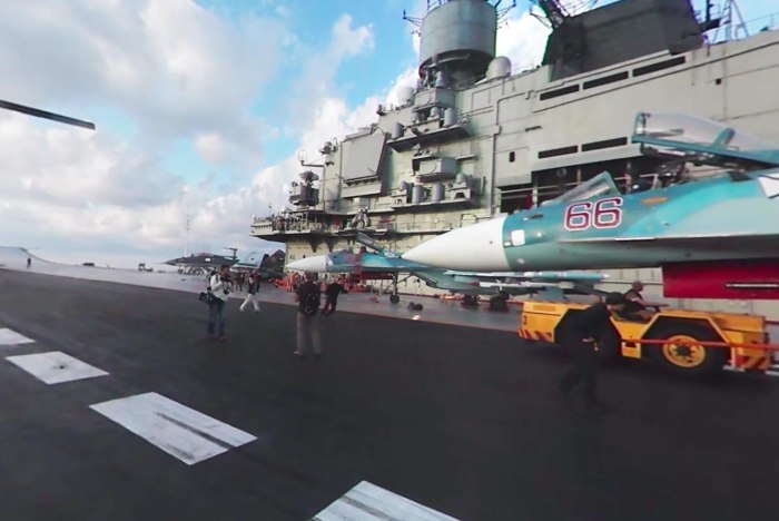 Вианесущий крейсер "Адмирал Кузнецов".