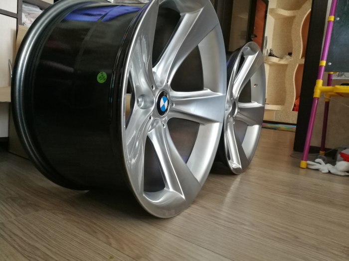 BMW 128 стиль r19