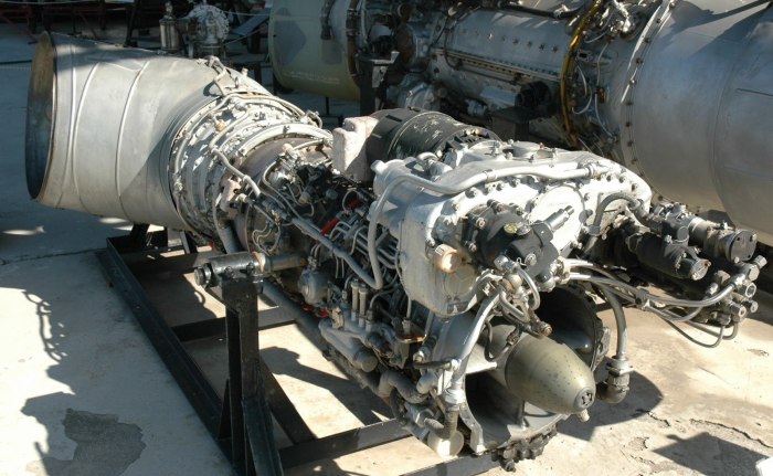 Двигатель вертолёта ми-8
