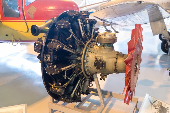 Ми-4 двигатель аш-82в