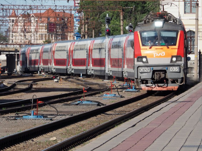 Эп20 на вокзале Воронеж 1