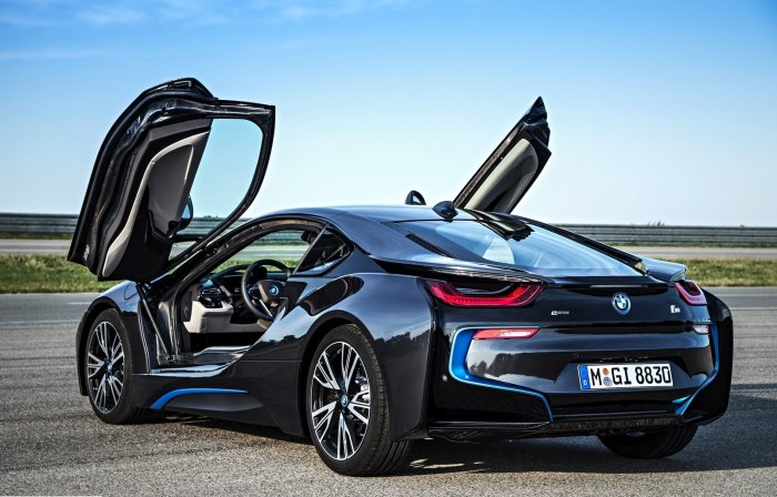 БМВ гибрид i8