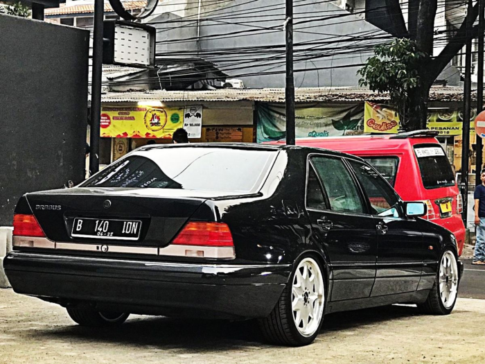 Mercedes Benz w140 s500