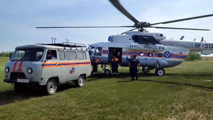 Вертолет ми-8 МЧС России