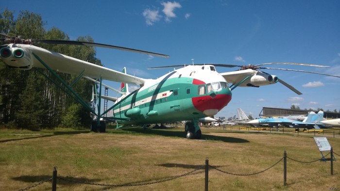 Грузовой вертолёт ми-12