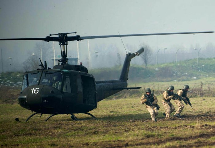 Bell uh-1 Iroquois Вьетнам