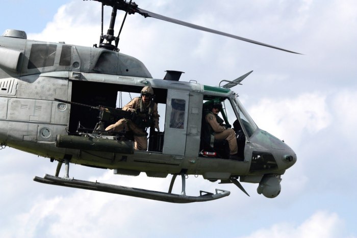 Вертолёт uh-1 "ирокез"