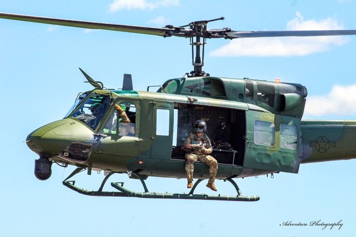 Вертолёт Bell uh-1 Iroquois