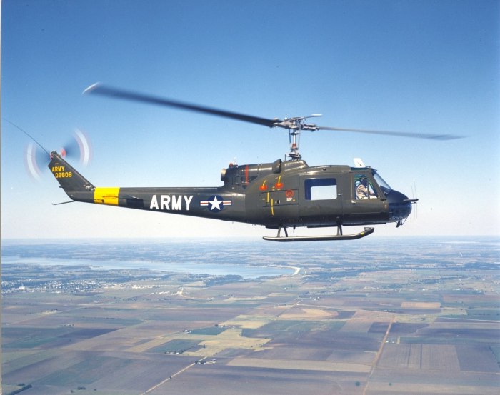 Белл uh-1 «ирокез»