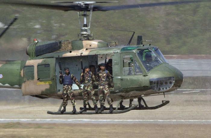 Вертолёт uh-1 "ирокез"
