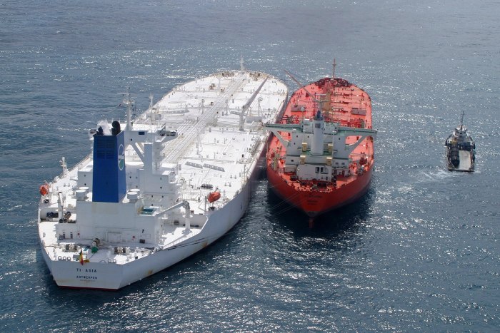 Hellespont Fairfax танкер