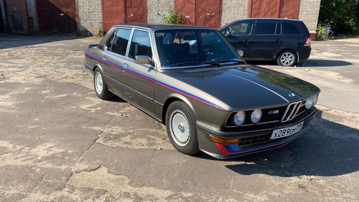 БМВ 320 акула