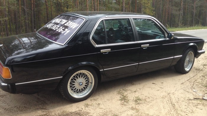 BMW 7 акула