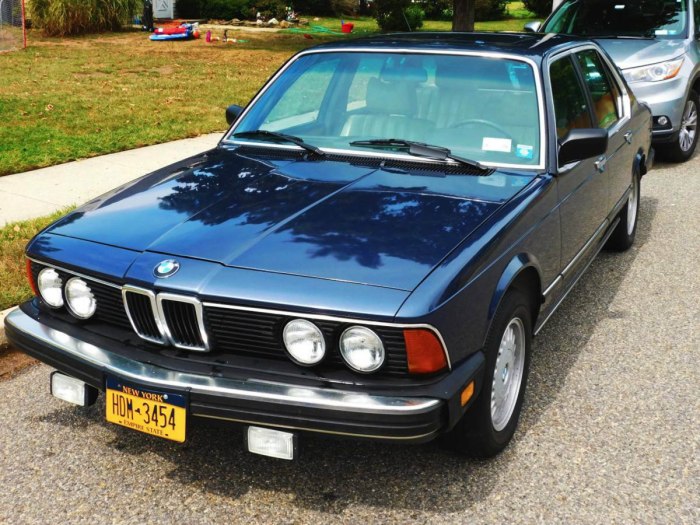 БМВ 735i 1985