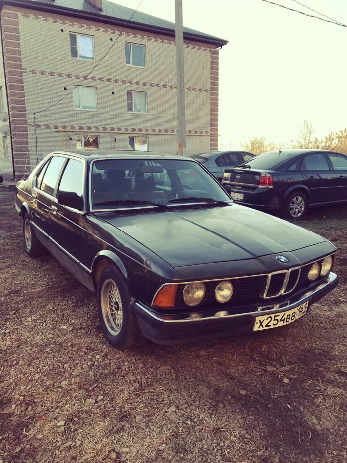 BMW e23