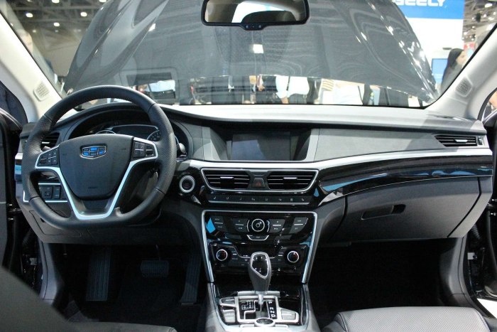 Geely Emgrand gt 2020