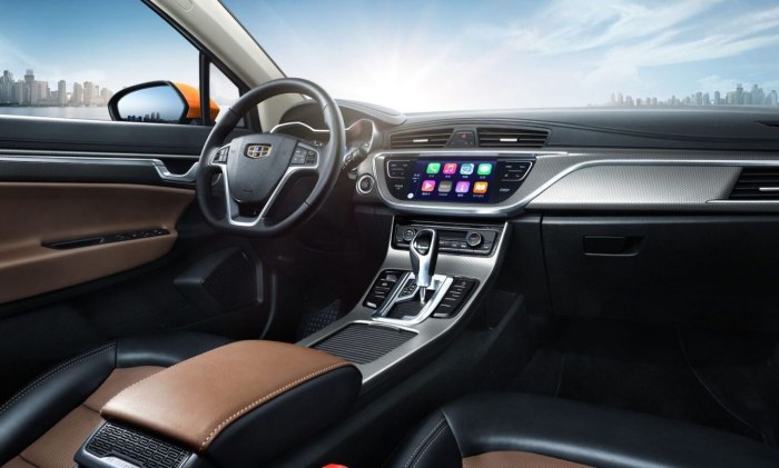 Geely Emgrand GS (2019