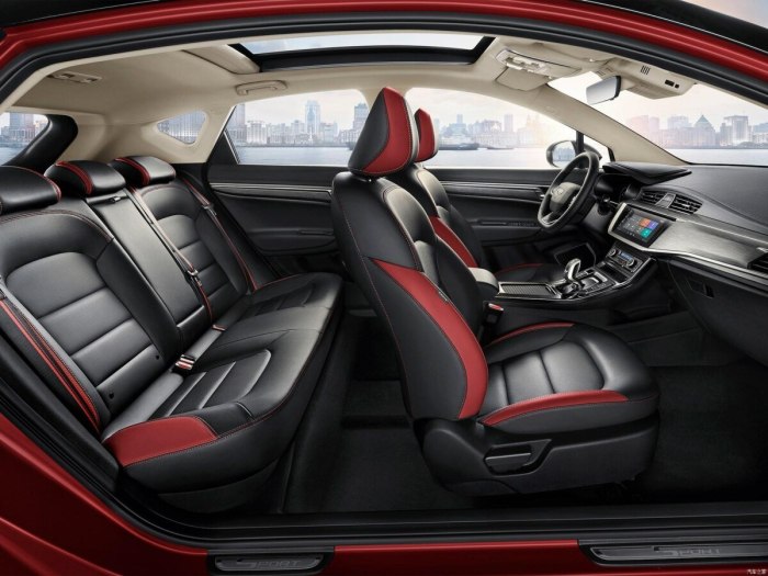 Geely GS 2022
