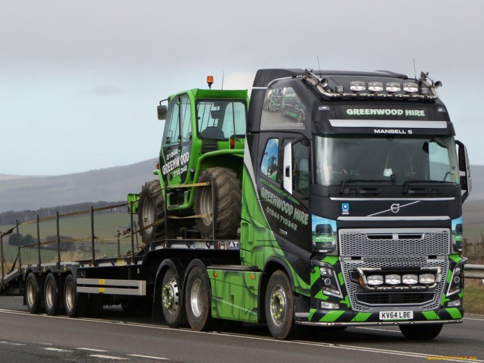 Грузовик Volvo fh16