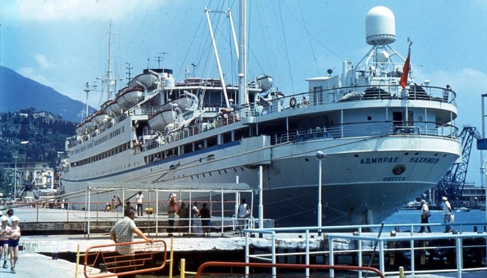 Катастрофа Адмирал Нахимов 1986