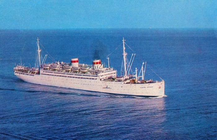 Корабль Адмирала Нахимова 1986
